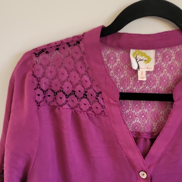 Fig and Flower Magenta Blouse with Embroidery - Picture 11 of 13